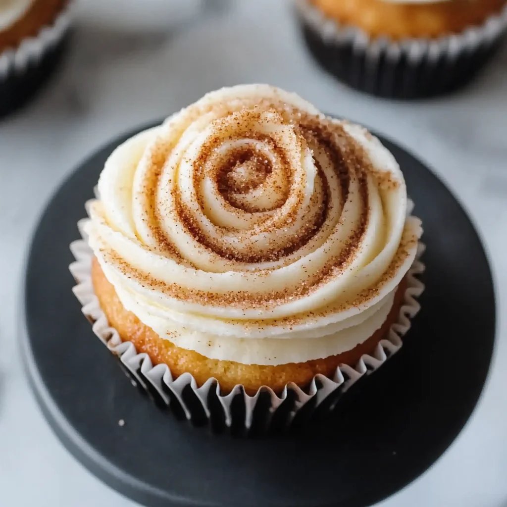 Cinnamon Roll Cupcakes